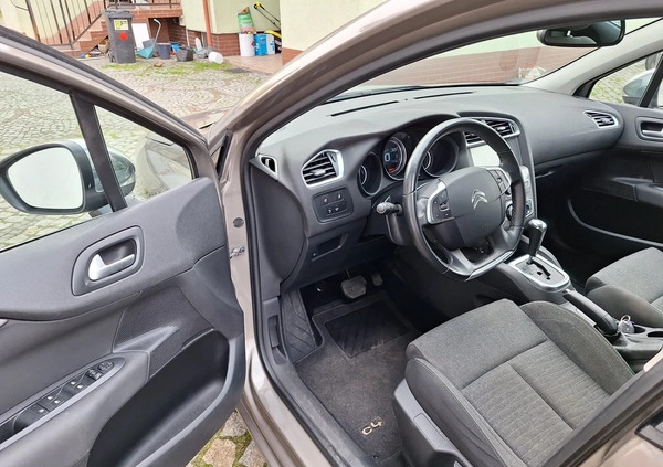 Citroen C4 cena 33500 przebieg: 139641, rok produkcji 2015 z Bielawa małe 46